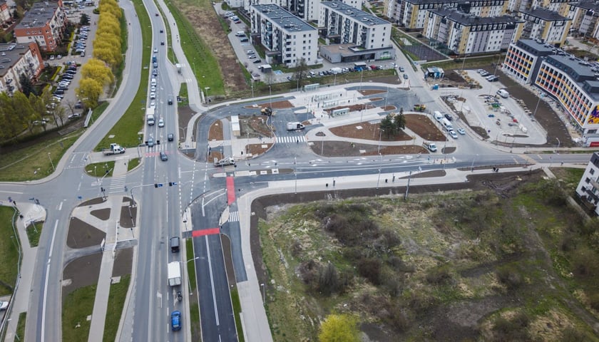 Pętla Jagodno P+R z lotu ptaka na kilkanaście dni przed oddaniem jej do użytku
