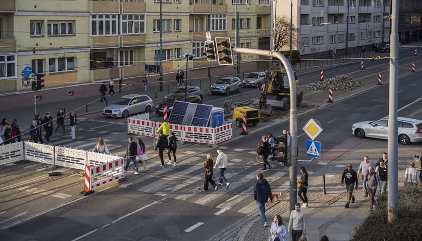 Remont torowiska na Piotra Skargi od 8 marca do drugiej połowy maja 2025.