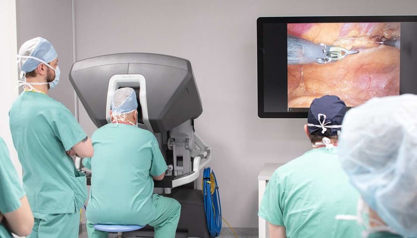 Operacja z wykorzystaniem robota Da Vinci. Wrocław, 13.03.2025