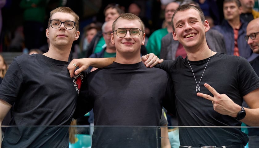 Śląsk Wrocław wygrał z Zastalem w Orbicie. Zdjęcia kibic&oacute;w