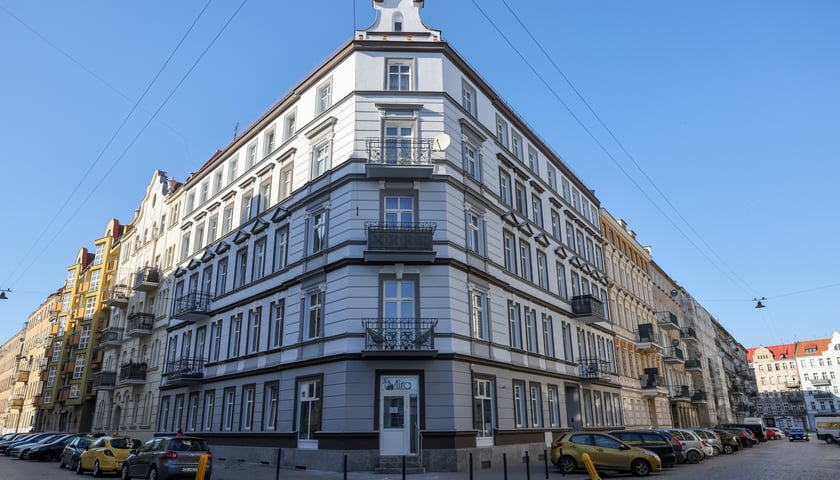 Wyremontowana już kamienica przy ul Chudoby 15