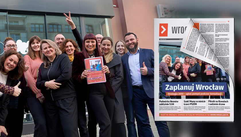 Uczestnicy jednego ze spotkań konsultacyjnych w sprawie dokumentu Strategia 2050 przed budynkiem kawiarni BarBara przy ul. Świdnickiej  