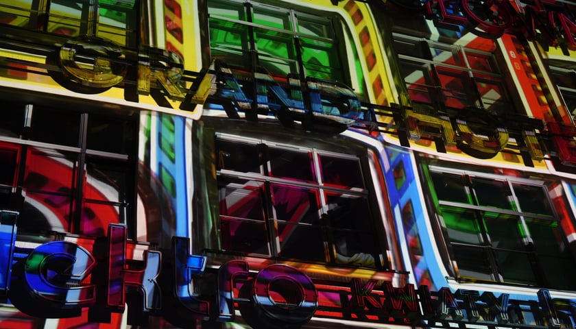 Wrocławska galeria neonów przy Ruskiej znów świeci! Niezwykły pokaz - 5.04.2025