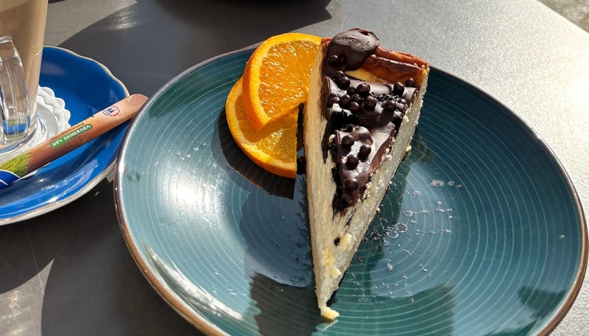 Sernik oreo z polewą czekoladową