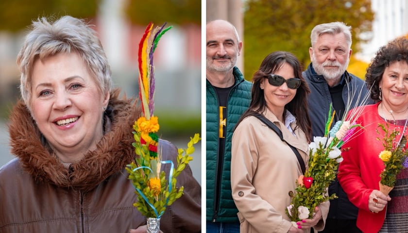Trzy kobiety i dwóch mężczyzn, mają w rękach kolorowe palmy, Niedziela Palmowa we Wrocławiu, 13.04.2025 r.