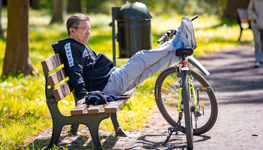 Wrocławianie na spacerach. Park Szczytnicki, Wielkanoc 20.04.2025