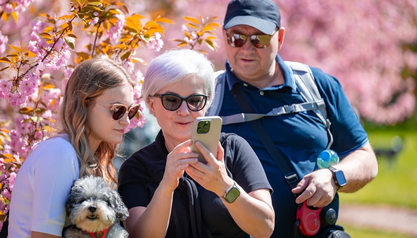 Wrocławianie na spacerach. Park Szczytnicki, Wielkanoc 20.04.2025