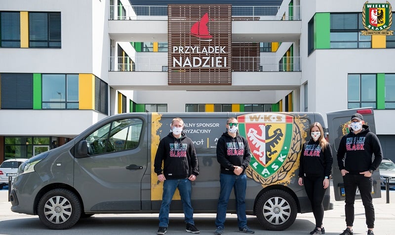 Kibice Śląska wsparli Przylądek Nadziei i Dom Dziecka Wiosna