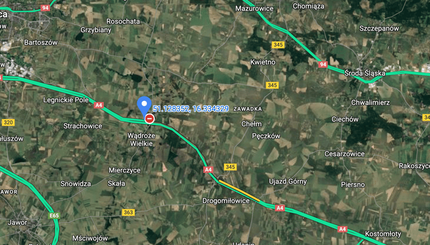 Wypadek z udziałem 8 samochodów w drodze na Zgorzelec - tu do niego doszło, droga jest zablokowana