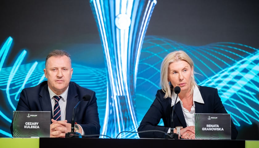 Renata Granowska i Cezary Kulesza. Konferencja na stadionie, 28 kwietnia 2025 roku