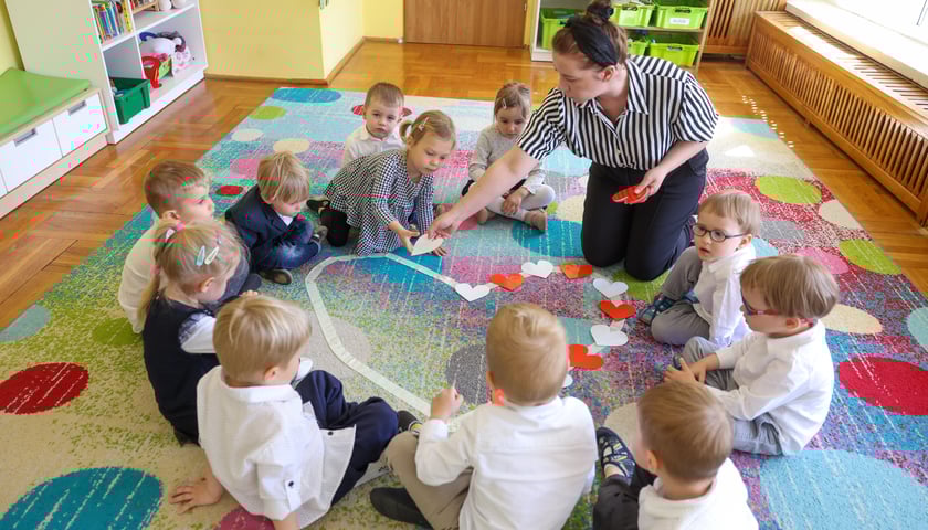 Biało-czerwony dzień w Przedszkolu nr 1 we Wrocławiu