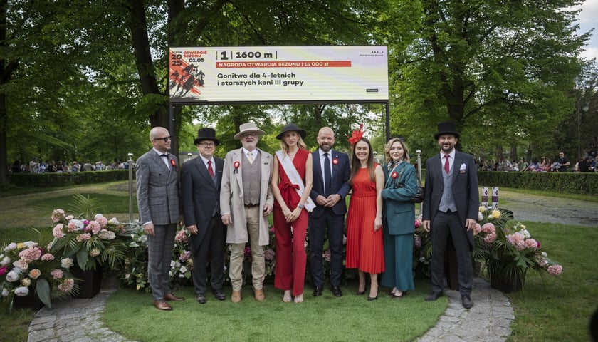 Otwarcie sezonu na Wrocławskim Torze Wyścigów Konnych Partynice 1 maja 2025