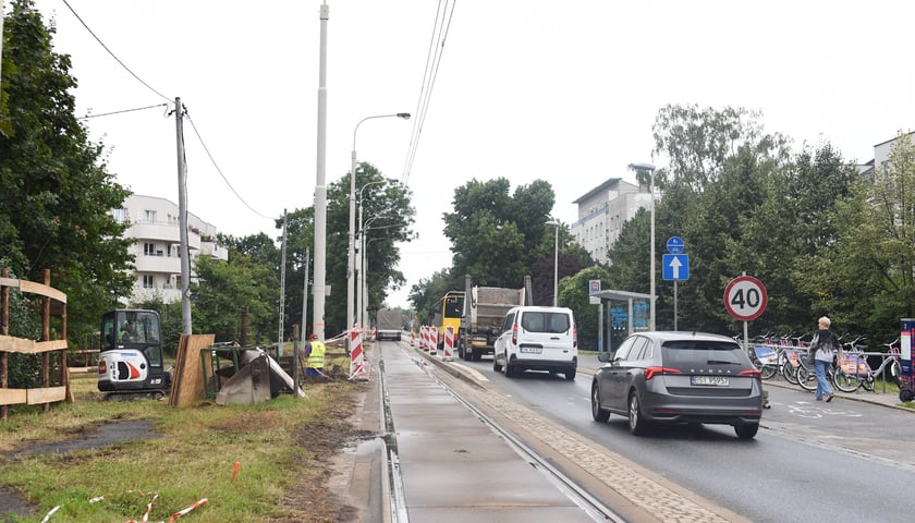 Budowa mijanki na ulicy Przyjaźni