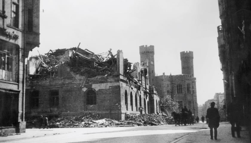 Śląskie Muzeum Rzemiosła Artystycznego i Starożytnego, rok 1945&nbsp;
&nbsp;