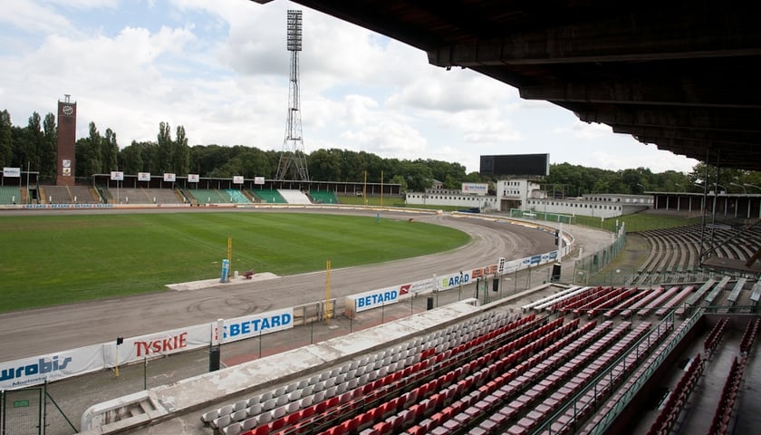 Przetarg na renowację Olimpijskiego będzie powtórzony