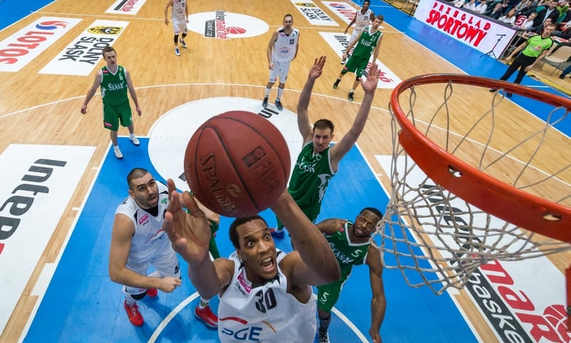 Koszykarze Śląska zaczynają grę w szóstkach