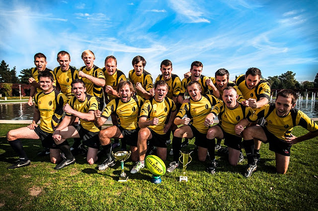 Rugbyści wracają na boisko (FILM)