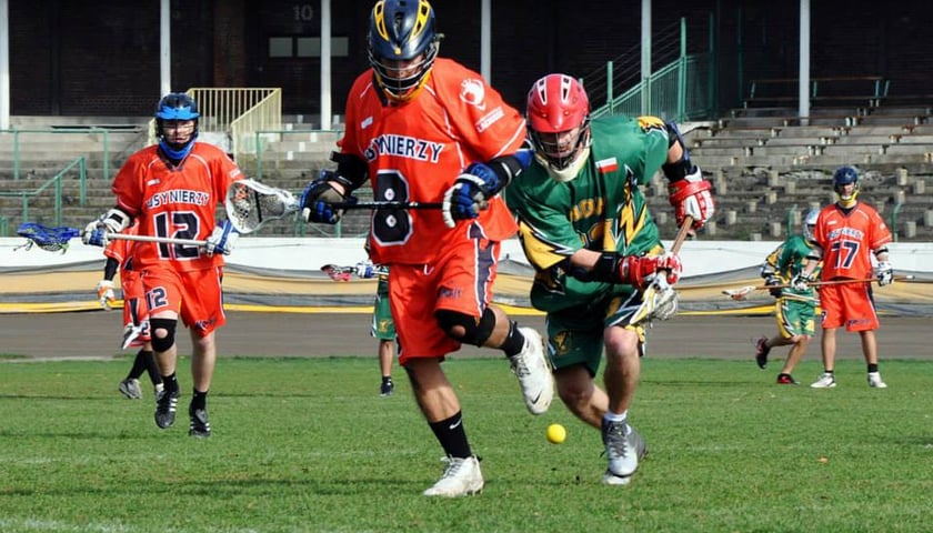 Kosynierzy mierzą w mistrzostwo