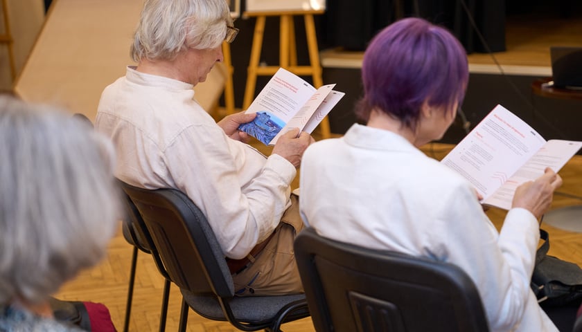 spotkanie konsultacyjne z seniorami