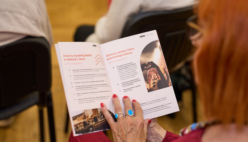 spotkanie konsultacyjne z seniorami