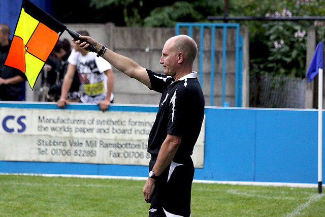 Panie sędzio! Spalony!