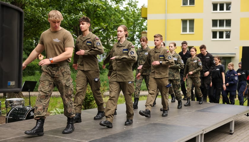 Otwarcie Ogrodu WAZZA i festyn Archipelag Życzliwości w Dziennym Domu Opieki przy ul. Ciepłej we Wrocławiu