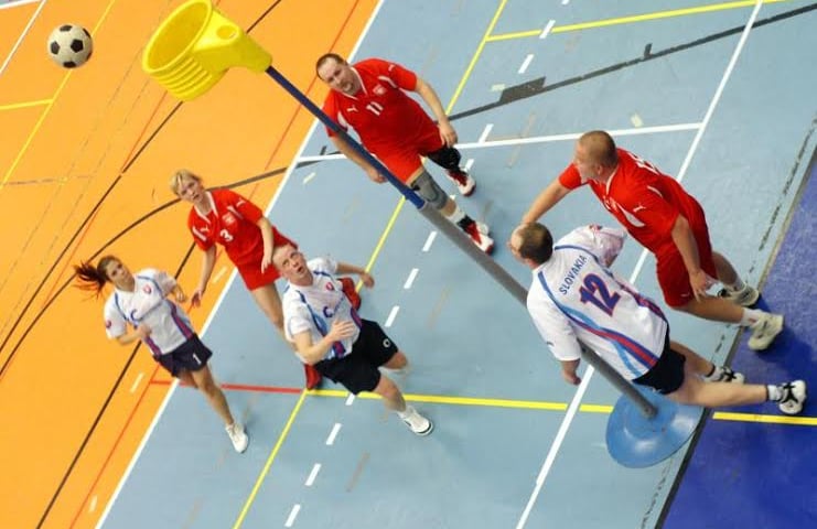 Polska kontra Czechy w korfballu