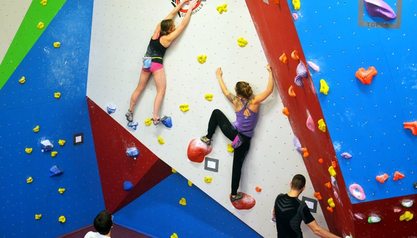 Na Krzykach już działa hala do boulderingu