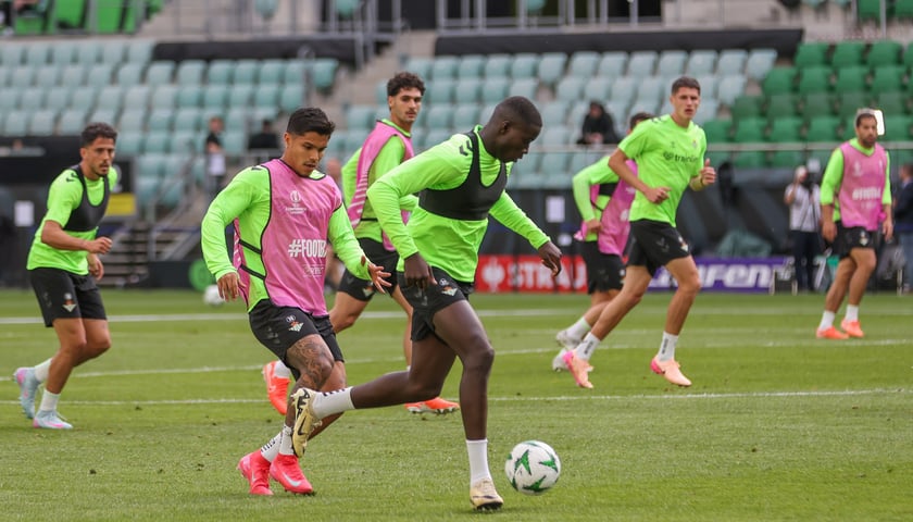 Trening Betisu na stadionie we Wrocławiu przed finałem z Chelsea, 27 maja