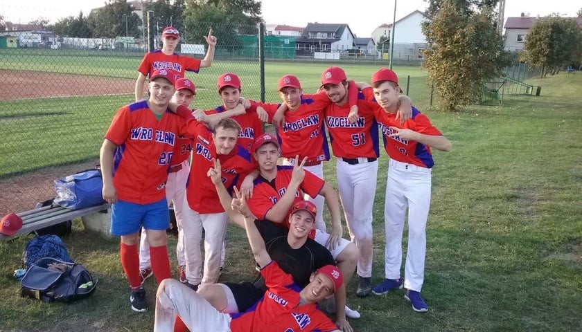 Baseballiści zachęcają do głosownia w WBO 2016