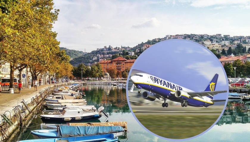 Na pierwszym planie zdjęcia głównego są łódki zacumowane w porcie w Rijece, w kółku jest startujący samolot linii Ryanair