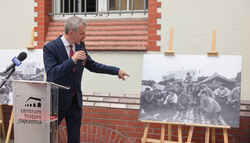 Upamiętnienie ofiar masakry na placu Tian’anmen w Pekinie 4 czerwca 1989 r. i 36. rocznicy wrocławskiego Obozu Żywego Protestu
