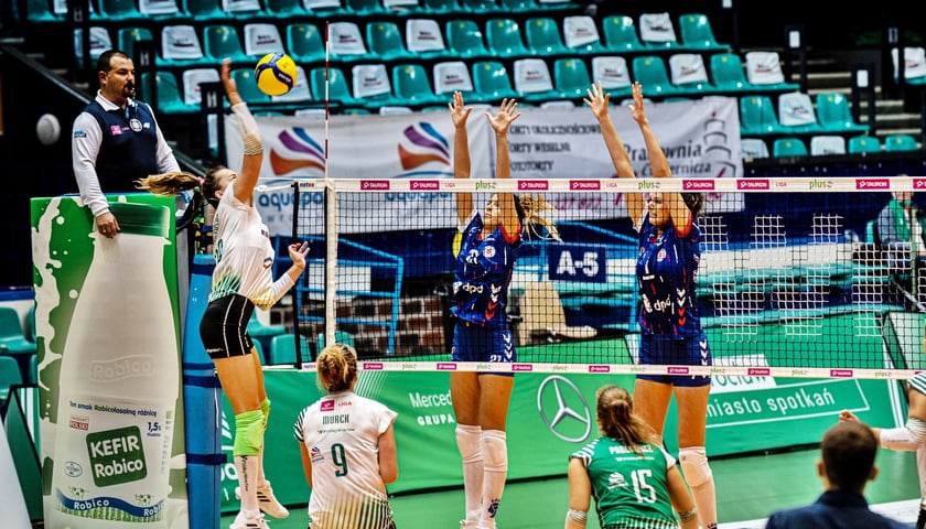 Wrocławskie siatkarki oddają osocze dla chorych na Covid-19