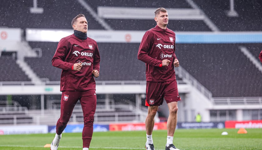 Piłkarze reprezentacji Polski trenują przed meczem Finlandia - Polska na stadionie w Helsinkach