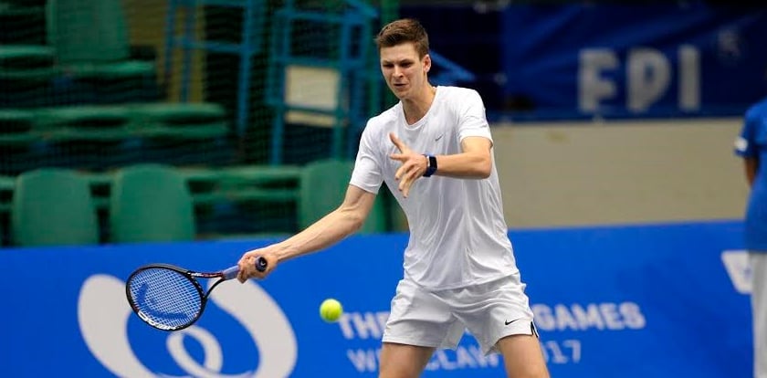 Hurkacz pokonał Federera. Wrocławianin w półfinale Wimbledonu