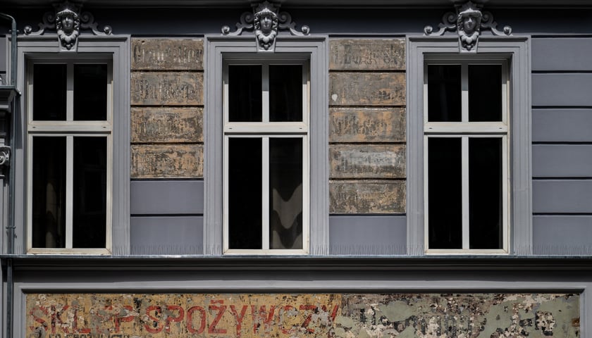 <p>Kamienica przy ul. Cybulskiego 19 - nowe odkrycie doceni każdy miłośnik historii naszego miasta</p>