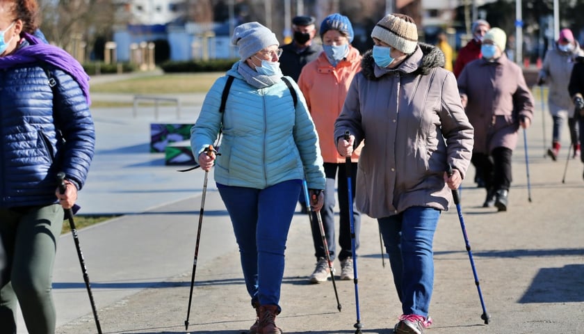 Wrocławscy seniorzy, zdjęcie ilustracyjne.