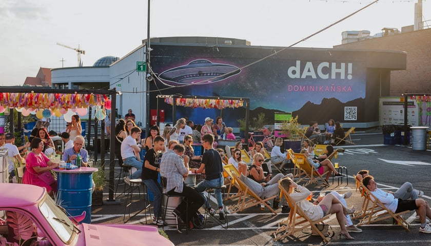 DACH Dominikańska