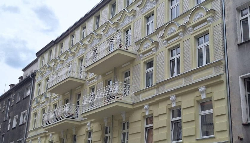 Wyremontowana kamienica przy ul. Rydygiera 52-54