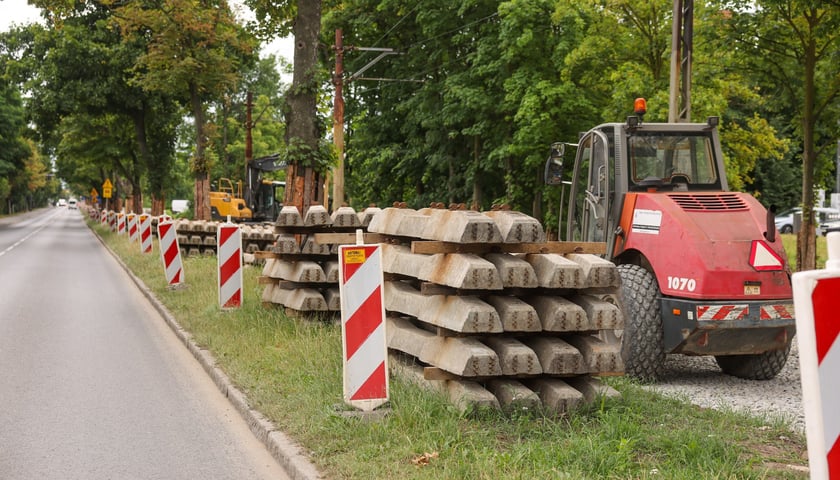 Remont torowiska na ulicy Kosmonautów