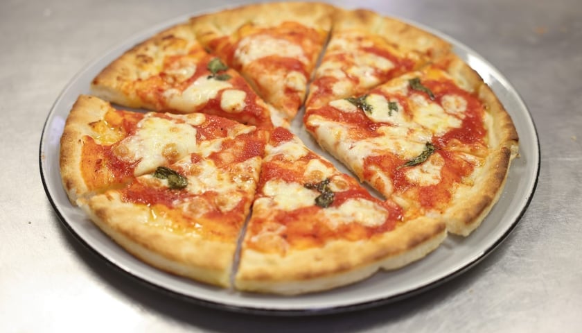 Pizza bezglutenowa w restauracji Vivere Italiano