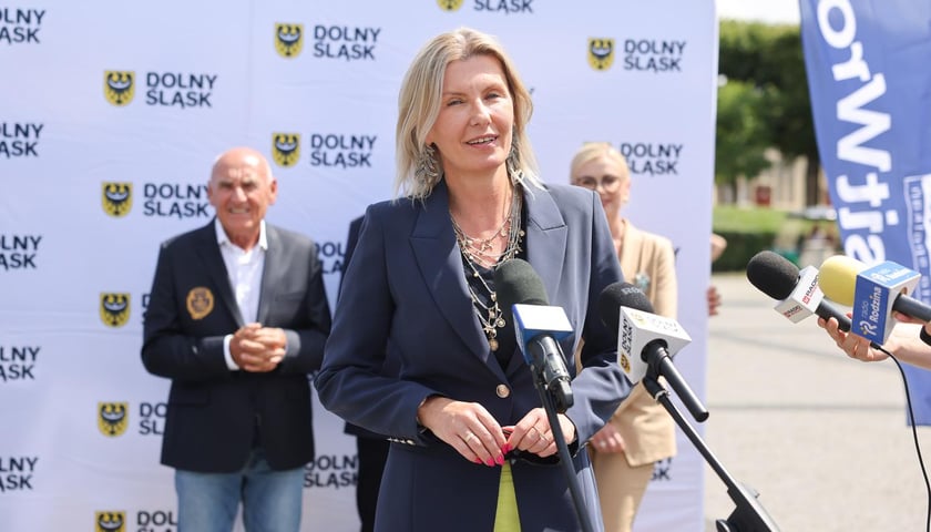 <p>Renata Granowska, wiceprezydent Wrocławia na konferencji prasowej o Tour de Pologne 2025</p>