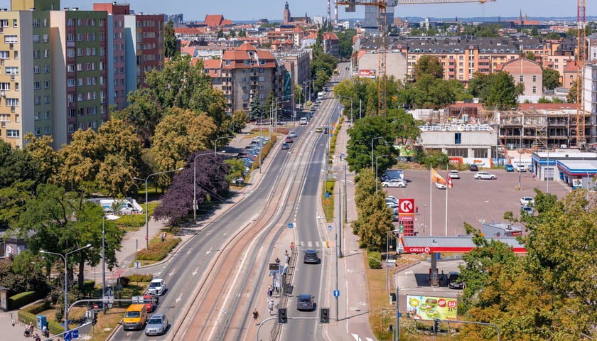 na zdjęciu remont ulicy Bardzkiej