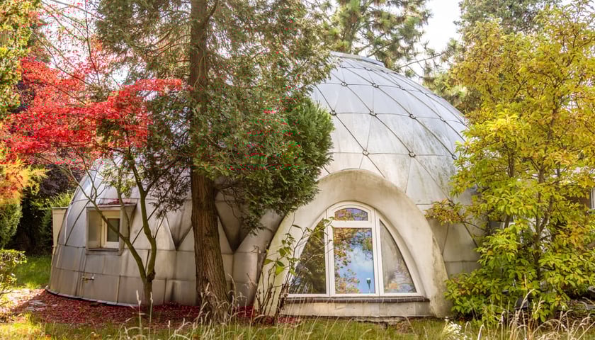 Dom Igloo na wrocławskim osiedlu Zalesie. 