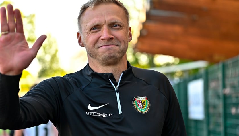 Mariusz Pawelec przez 17 lat bronił barw WKS-u. W niedzielę oficjalnie zakończy piłkarską karierę