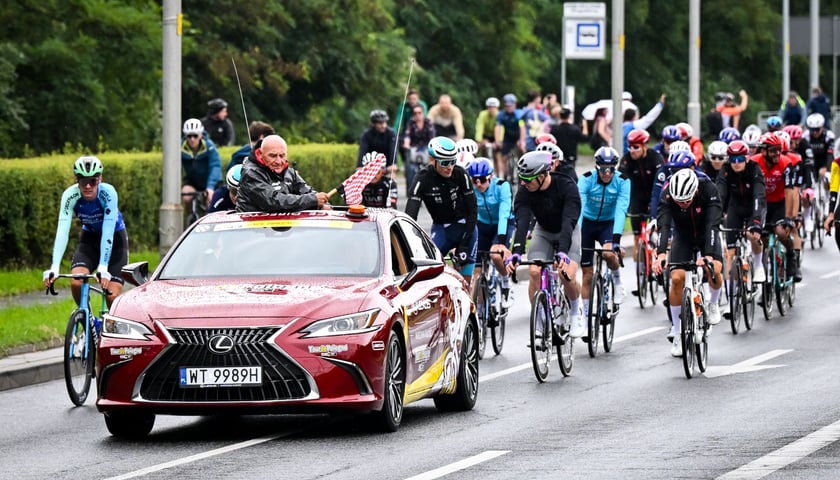 Peleton 82. Tour de Pologne alei Armii Krajowej