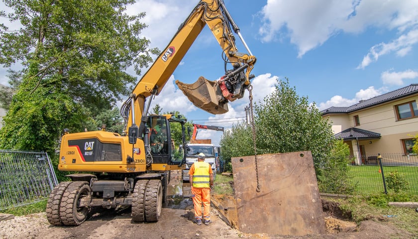 Budowa kanalizacji sanitarnej przy ul. Mandżurskiej na Brochowie. Wrocław, 04.08.2025