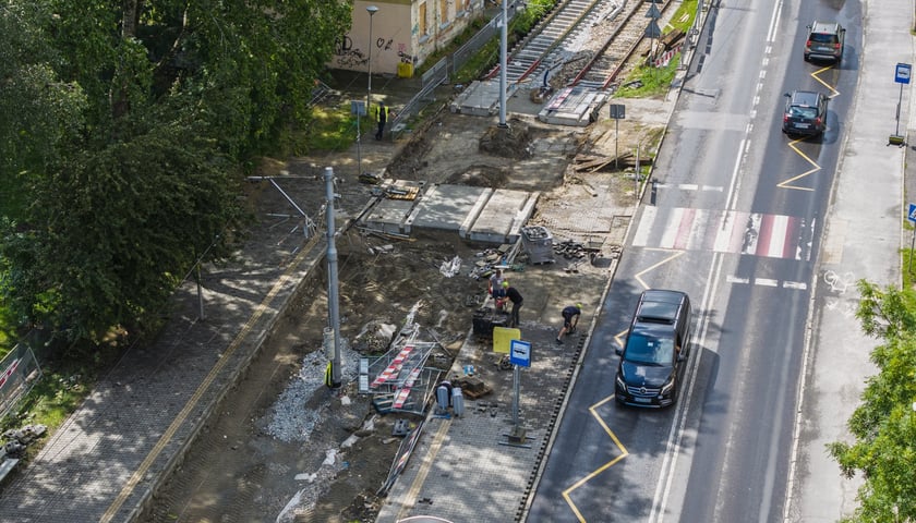 Budowa torowiska na ulicy Kosmonautów z lotu ptaka