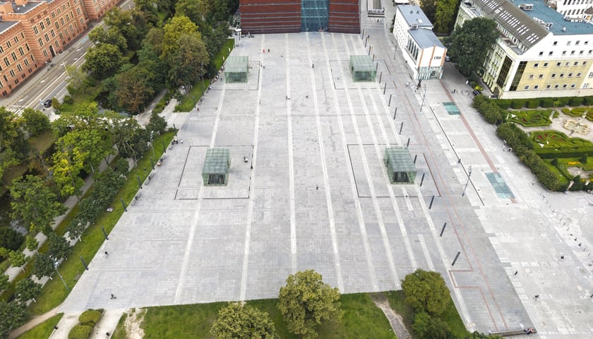Plac Wolności we Wrocławiu przed rozpoczęciem remontu - sierpień 2025 r.