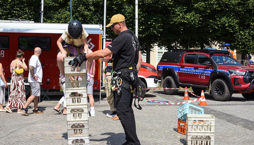 Piknik bezpieczeństwa przy Hali Stulecia - niedziela 10 sierpnia